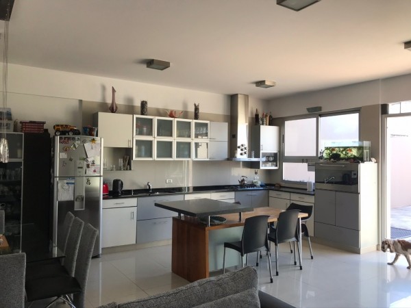 Casa 4 ambientes